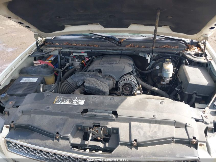 2008 Chevrolet Suburban 1500 Ltz VIN: 1GNFK16318R213808 Lot: 43287380