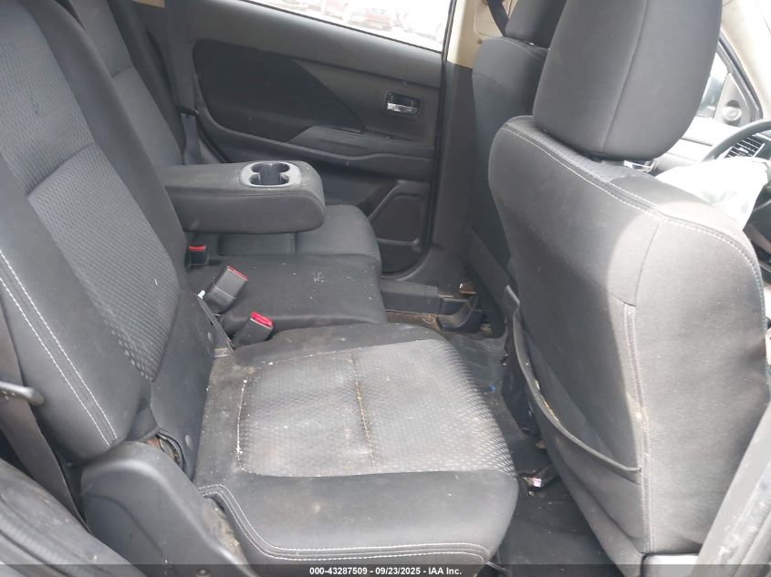 2018 Mitsubishi Outlander Es VIN: JA4AD2A38JZ055865 Lot: 43287509