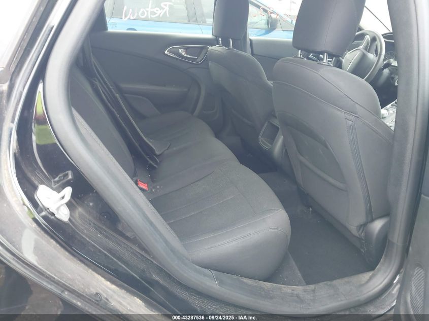 2016 Chrysler 200 Limited VIN: 1C3CCCAB5GN155635 Lot: 43287536