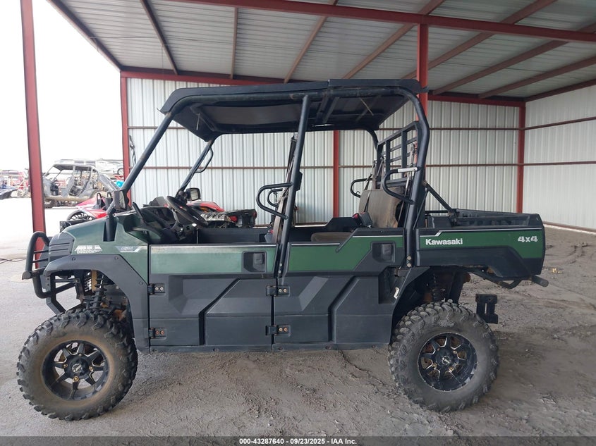 2017 KAWASAKI KAF820 B - JKBAFSB17HB509786