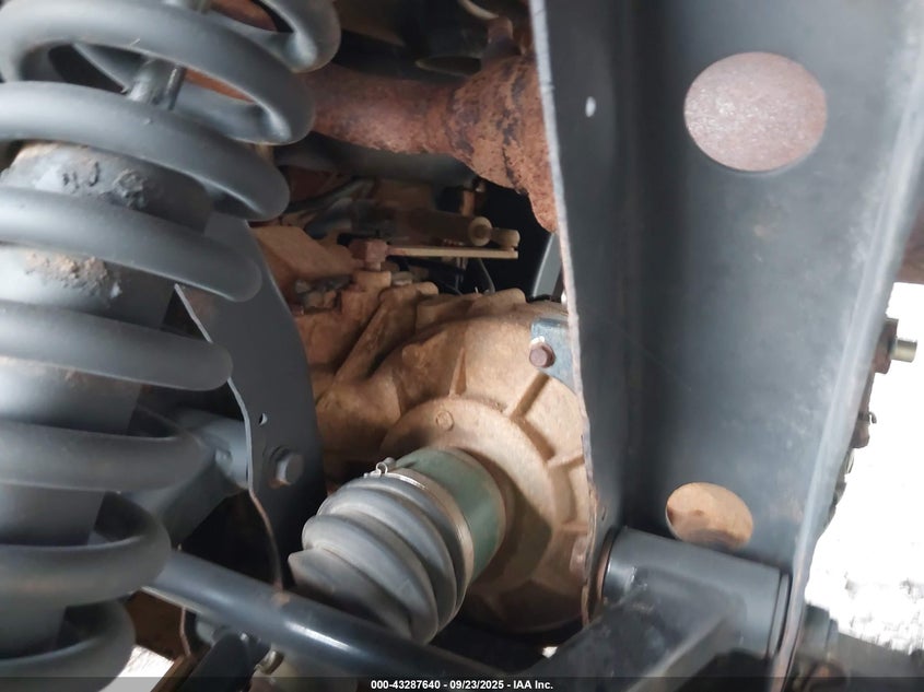 2017 KAWASAKI KAF820 B - JKBAFSB17HB509786