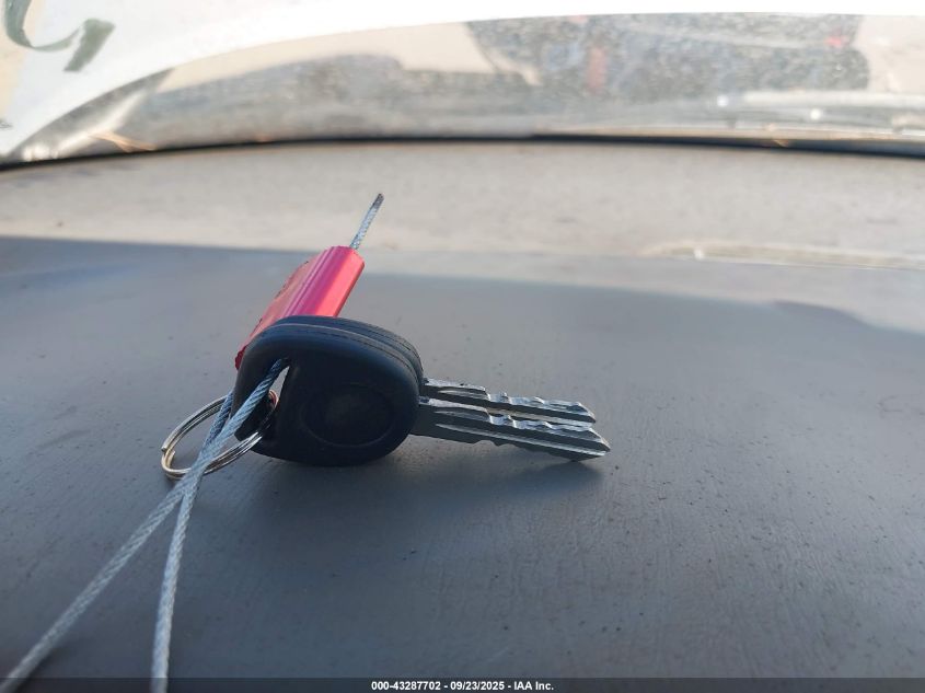 2004 Chevrolet Classic VIN: 1G1ND52F64M636440 Lot: 43287702