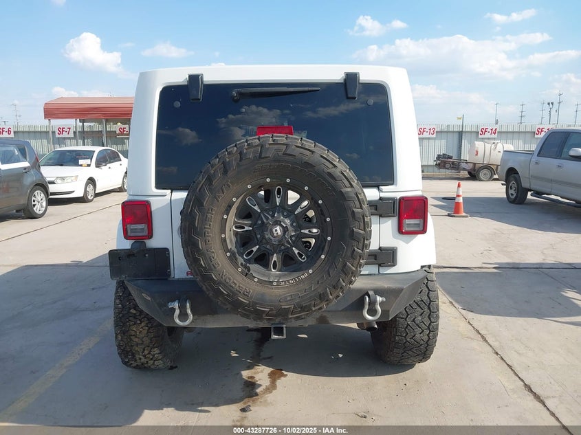 2014 JEEP WRANGLER UNLIMITED SAHARA 1C4HJWEG4EL141510