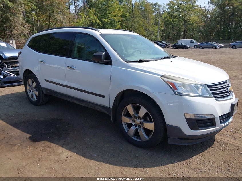 CHEVROLET TRAVERSE LS