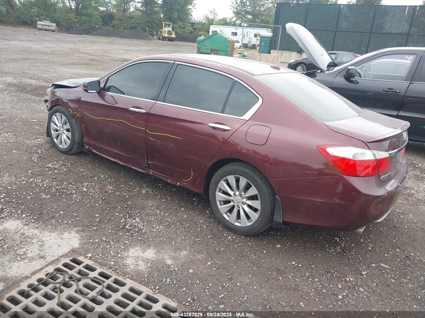 1HGCR3F86DA040098 2013 HONDA ACCORD photo no. 3