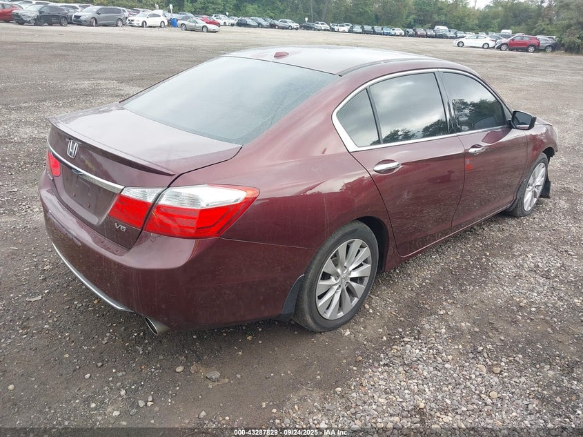 1HGCR3F86DA040098 2013 HONDA ACCORD photo no. 4