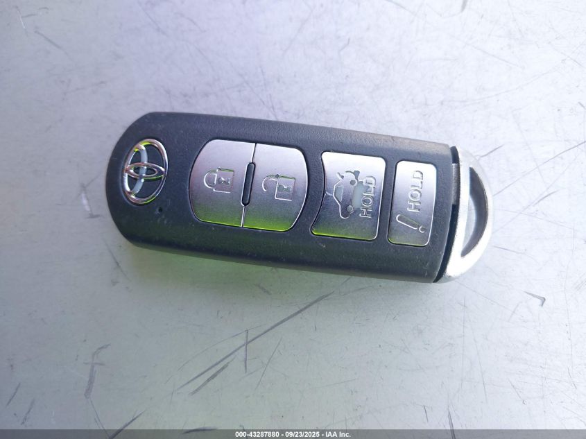 2018 Toyota Yaris Ia VIN: 3MYDLBYV0JY329794 Lot: 43287880