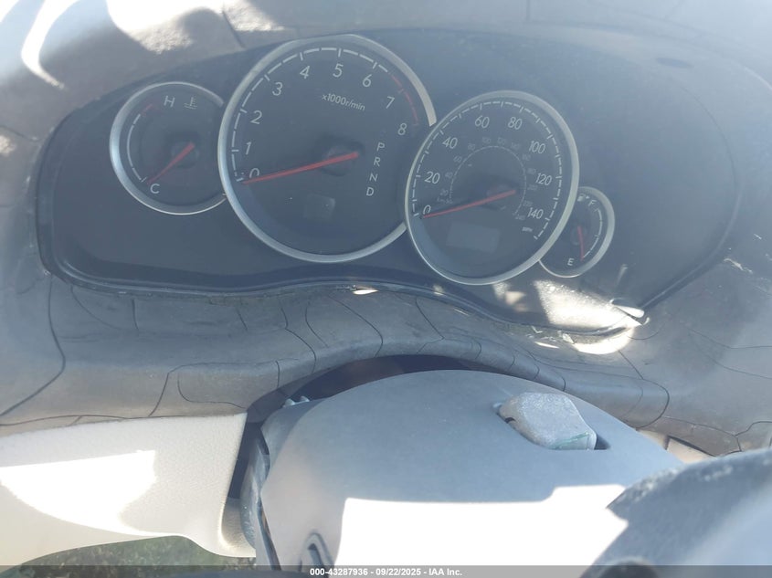 2006 SUBARU LEGACY auction photo 7