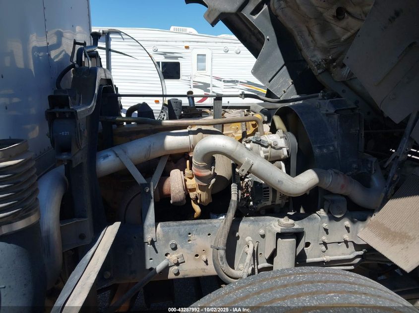 2000 GMC Tf7B064 VIN: 1GDJ7C1C3YJ527672 Lot: 43287992