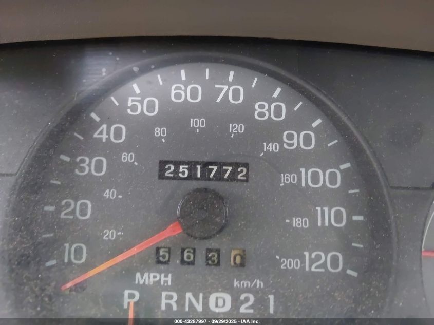 2002 Mercury Grand Marquis Ls VIN: 2MEFM75W62X664200 Lot: 43287997