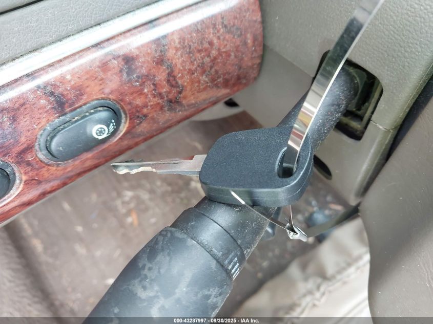 2002 Mercury Grand Marquis Ls VIN: 2MEFM75W62X664200 Lot: 43287997