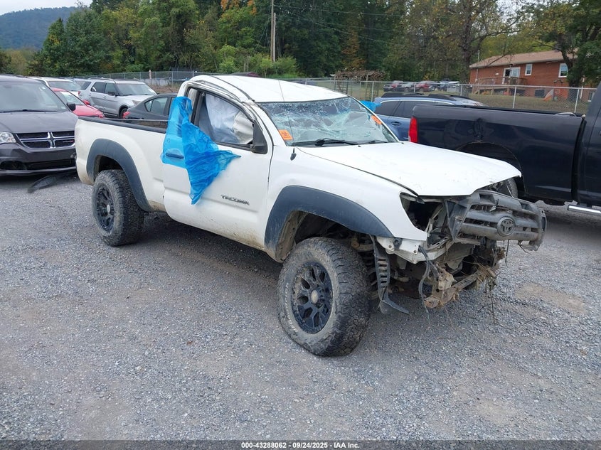 TOYOTA TACOMA