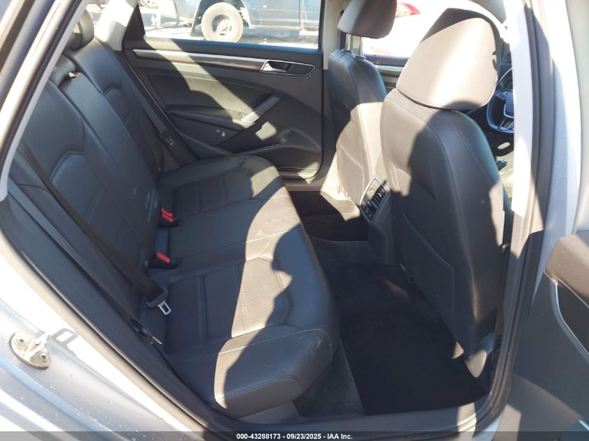 2018 Volkswagen Passat 2.0T Se VIN: 1VWBA7A30JC027915 Lot: 43288173