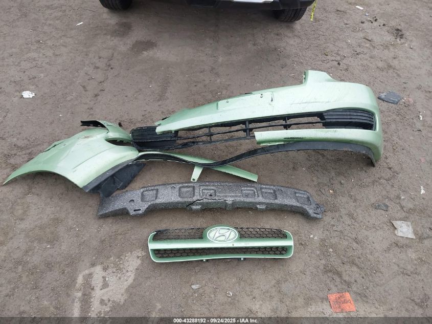 2009 Hyundai Accent Gs VIN: KMHCM36CX9U111354 Lot: 43288192