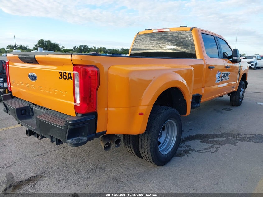 1FT8W3DT2REC47074 2024 FORD F350 photo no. 4
