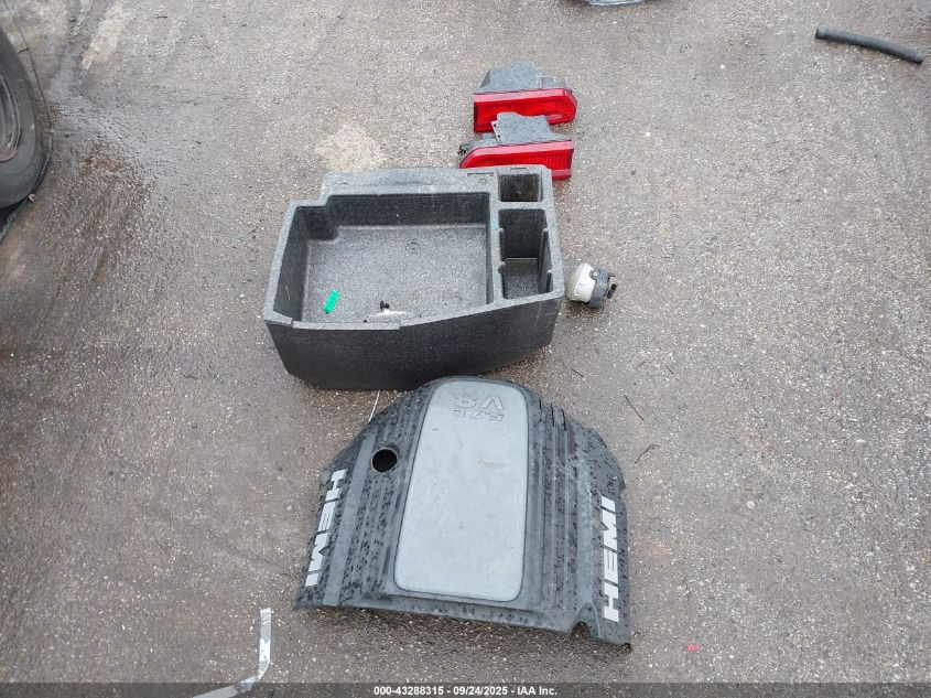 2009 Dodge Challenger R/T VIN: 2B3LJ54T09H563037 Lot: 43288315