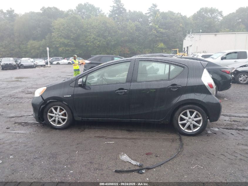 2012 Toyota Prius C VIN: JTDKDTB3XC1028912 Lot: 43288322