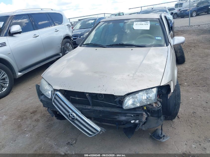 2000 Toyota Camry Le VIN: JT2BG22K5Y0504871 Lot: 43288349