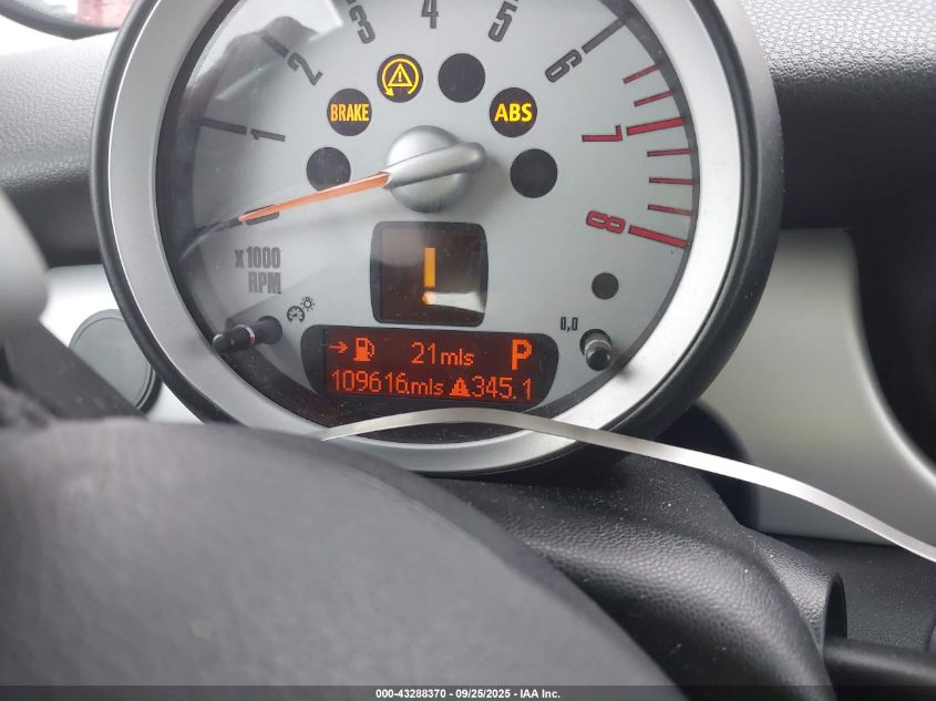 2009 Mini Cooper Clubman VIN: WMWML33599TX33092 Lot: 43288370