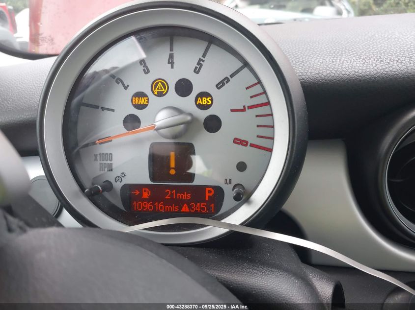 2009 Mini Cooper Clubman VIN: WMWML33599TX33092 Lot: 43288370