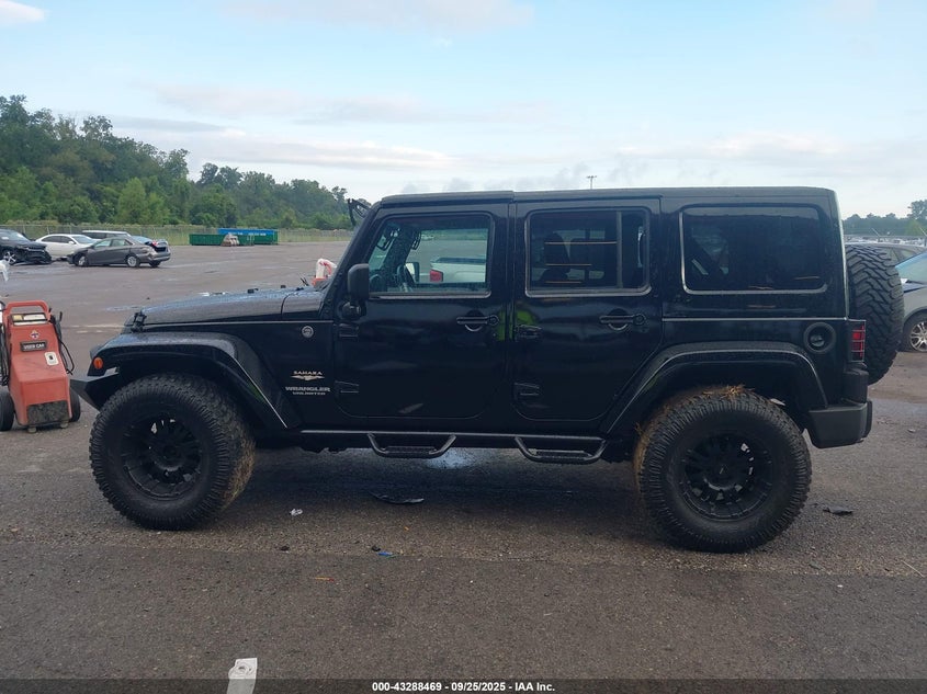 2013 JEEP WRANGLER UNLIMITED SAHARA - 1C4BJWEG5DL538857
