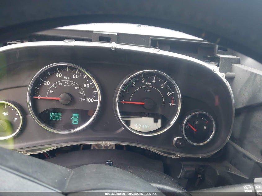 2013 JEEP WRANGLER UNLIMITED SAHARA - 1C4BJWEG5DL538857