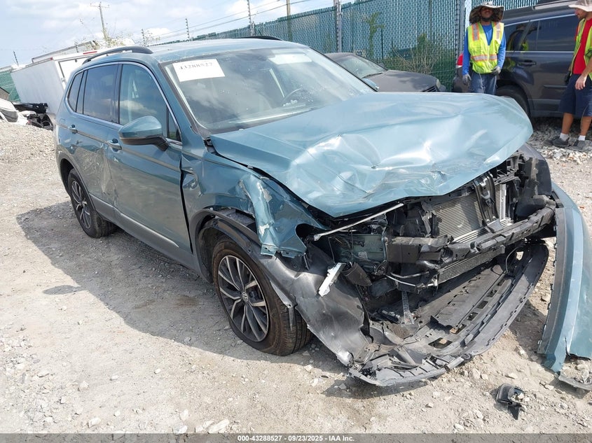 VOLKSWAGEN TIGUAN 2.0T SE/2.0T SE R-LINE BLACK/2.0T SEL