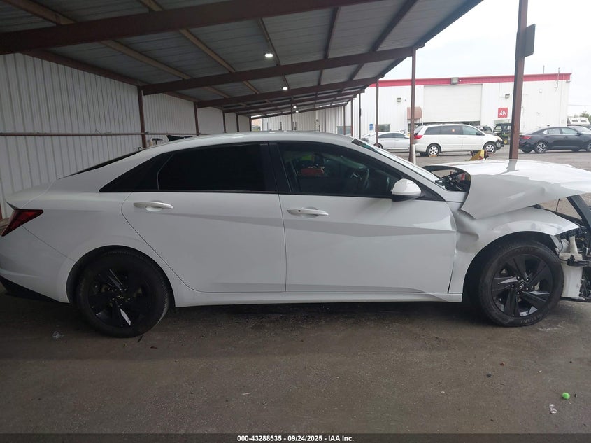 2021 HYUNDAI ELANTRA SEL 5NPLM4AG8MH027931