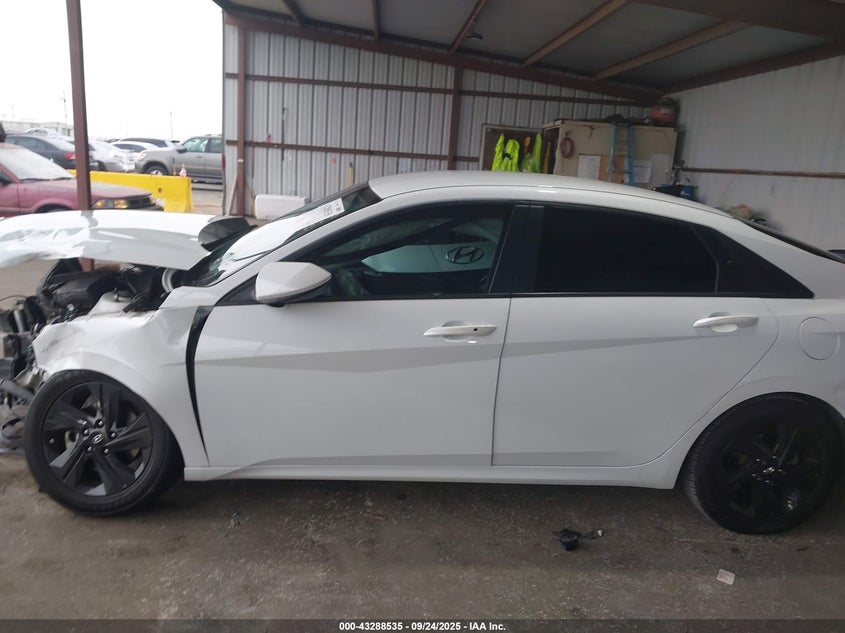 2021 HYUNDAI ELANTRA SEL 5NPLM4AG8MH027931