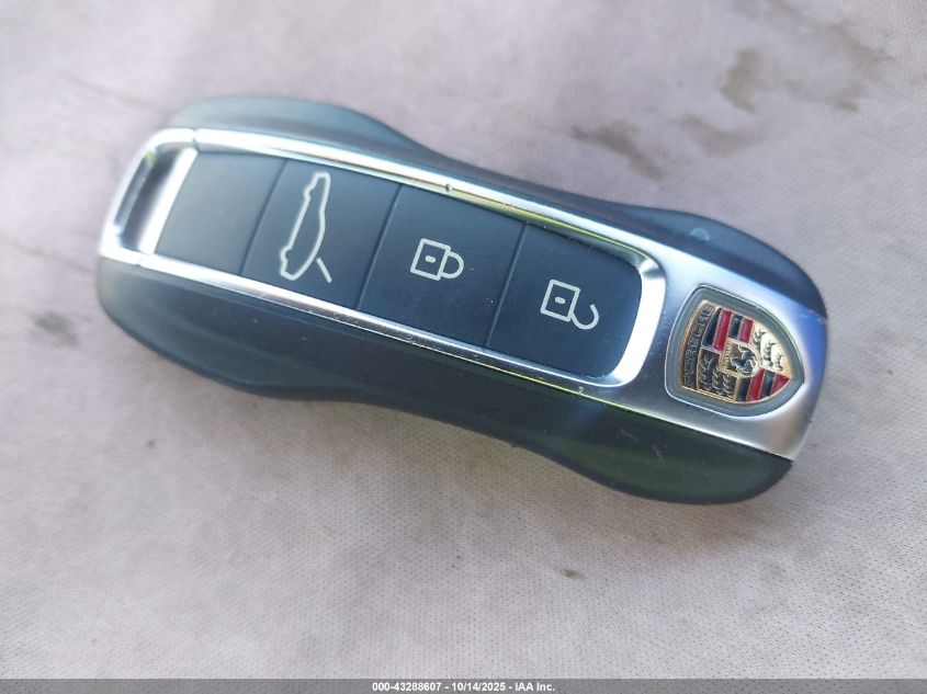 2020 Porsche Panamera Gts VIN: WP0AG2A74LL146654 Lot: 43288607