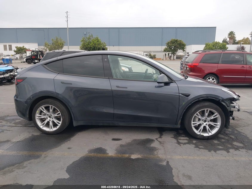 2023 Tesla Model y Awd long Range Dual Motor All-wheel Drive Other Lot 111043288618 Vin 7SAYGDEE4PF600707