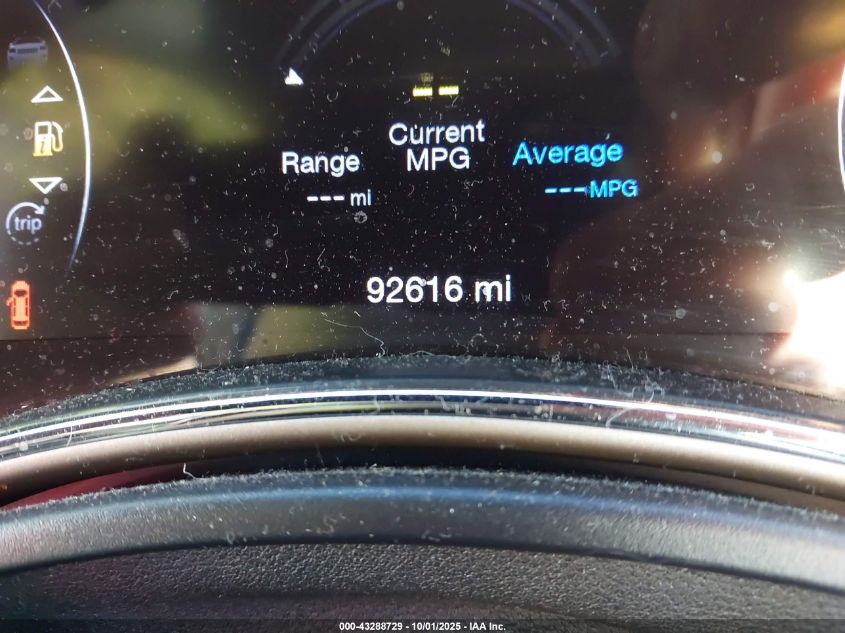 2017 Jeep Grand Cherokee Laredo 4X4 VIN: 1C4RJFAG2HC683574 Lot: 43288729