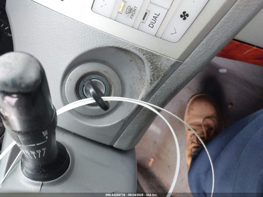 2005 Toyota Avalon Xls VIN: 4T1BK36B85U017153 Lot: 43288738