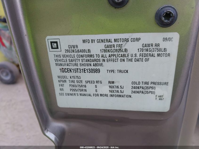 2001 Chevrolet Silverado VIN: 1GCEK19731E130989 Lot: 43288923