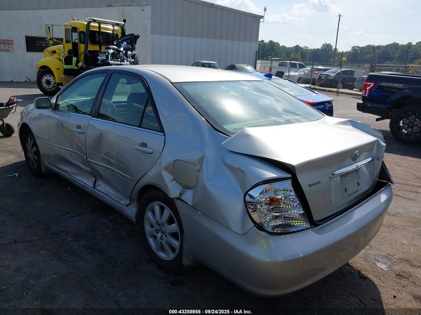 4T1BE30K52U050400 2002 TOYOTA CAMRY photo no. 3