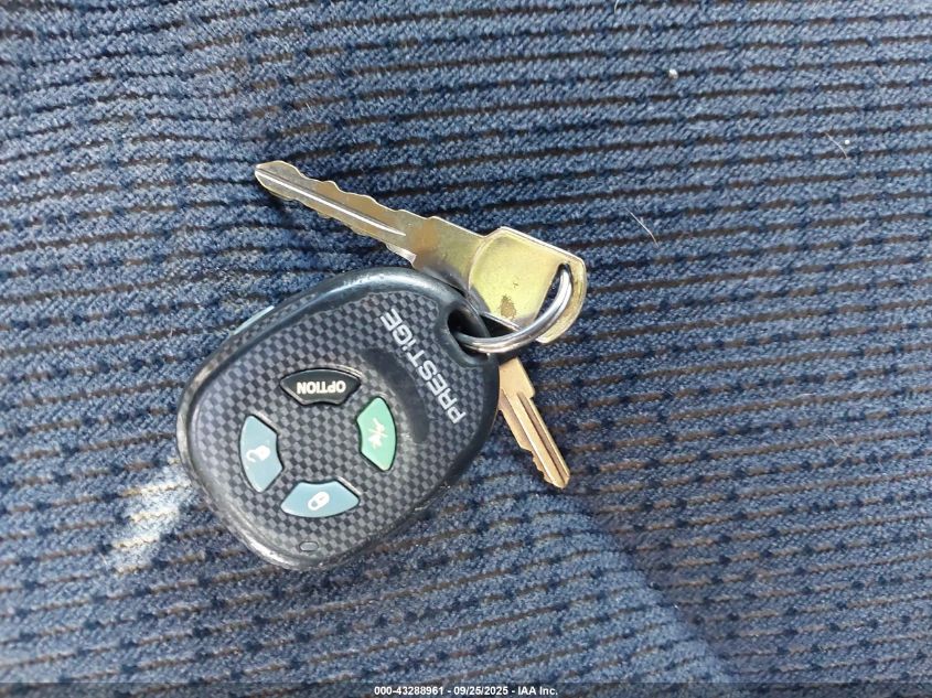 1996 Chevrolet Gmt-400 K1500 VIN: 2GCEK19R4T1212710 Lot: 43288961