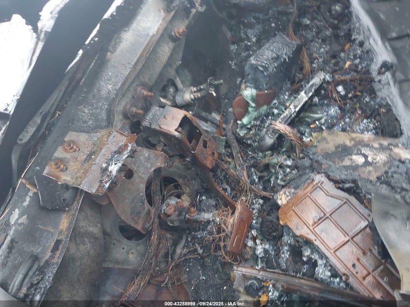 2004 Cadillac Deville Standard VIN: 1GEEH00Y94U500149 Lot: 43288998