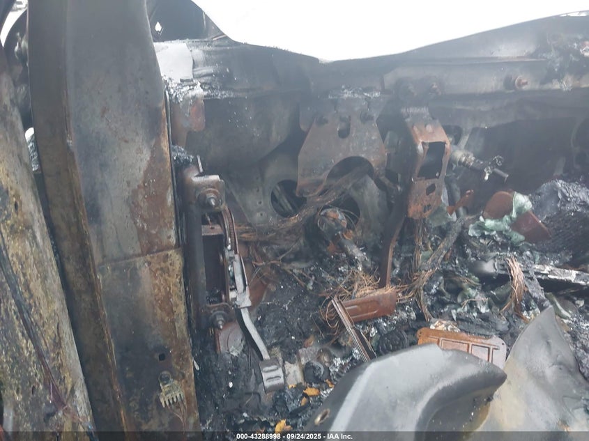 2004 Cadillac Deville Standard VIN: 1GEEH00Y94U500149 Lot: 43288998