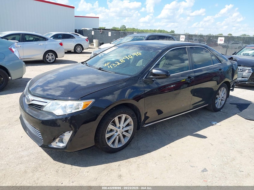 4T1BK1FK3EU538950 2014 TOYOTA CAMRY photo no. 2