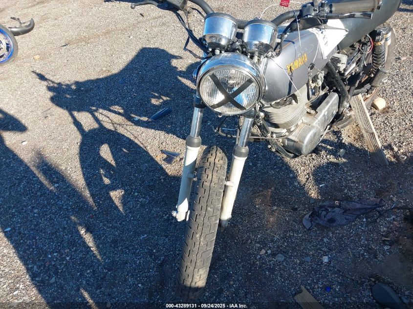 1981 Yamaha Sr500 VIN: 4R8000462 Lot: 43289131