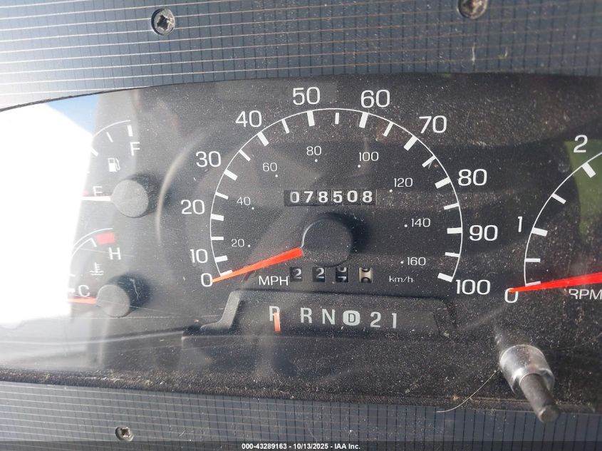 1999 Ford F550 Super Duty Stripped Chass VIN: 3FCMF53S5XJA26693 Lot: 43289163