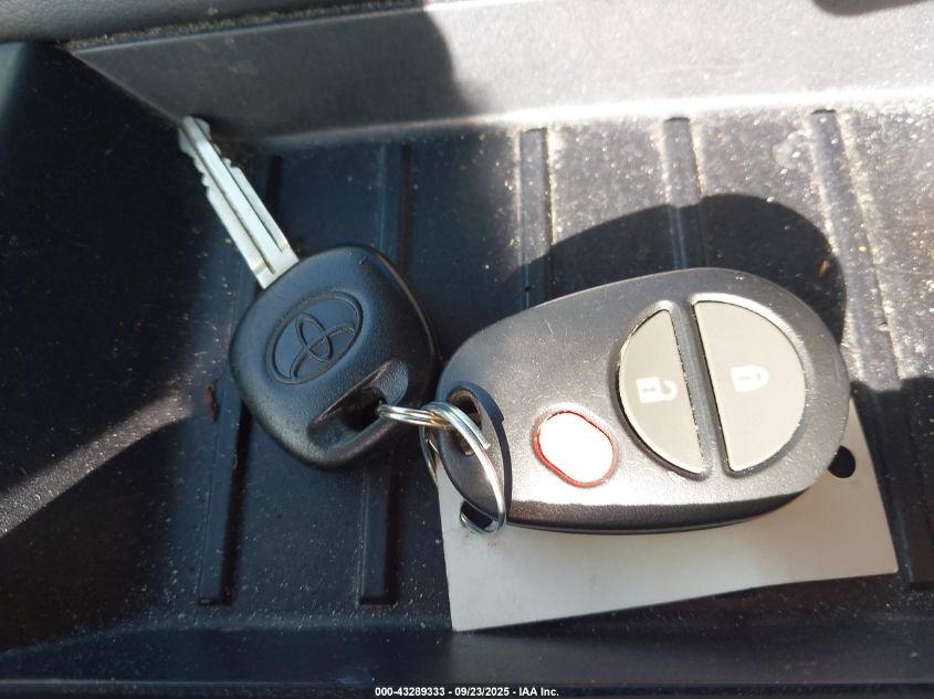 2016 Toyota Tundra Platinum 5.7L V8 VIN: 5TFAW5F10GX572879 Lot: 43289333