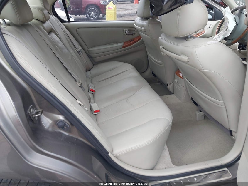 2002 Infiniti I35 Luxury VIN: JNKDA31AX2T021834 Lot: 43289335