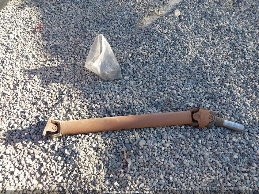 1997 Ford Expedition Eddie Bauer/Xlt VIN: 1FMFU18L8VLC38554 Lot: 43289413