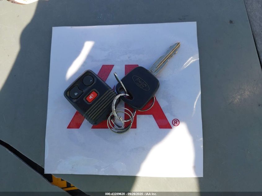 2002 Ford Escape Xlt VIN: 1FMYU031X2KA31982 Lot: 43289628