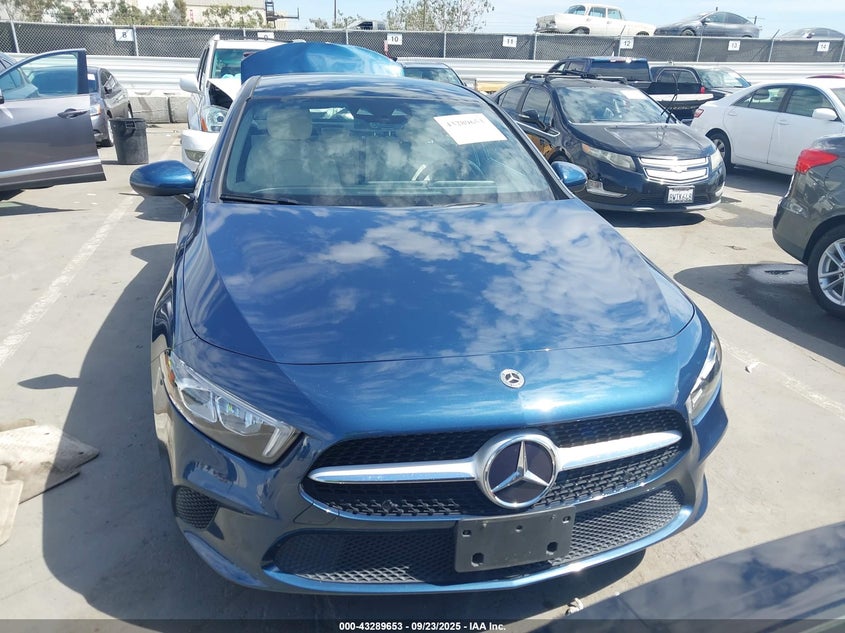 2021 MERCEDES-BENZ A 220 - W1K3G4EB1MJ284481