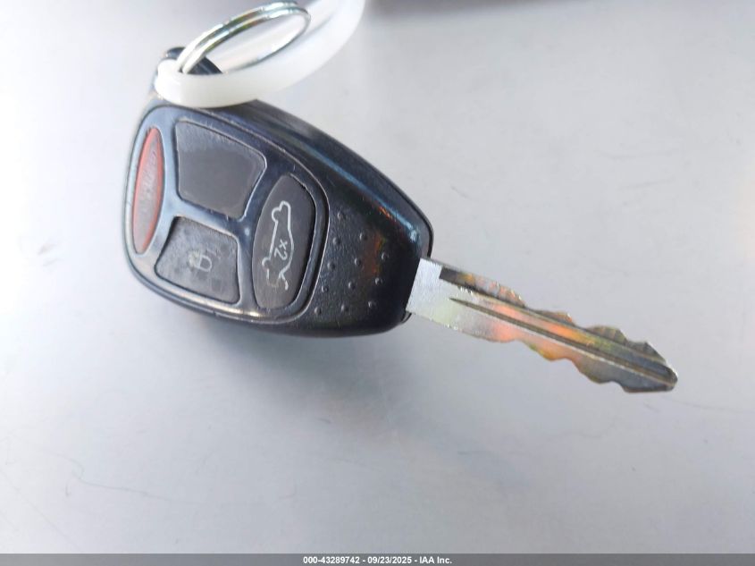 2005 Jeep Grand Cherokee Limited VIN: 1J4HR582X5C671929 Lot: 43289742