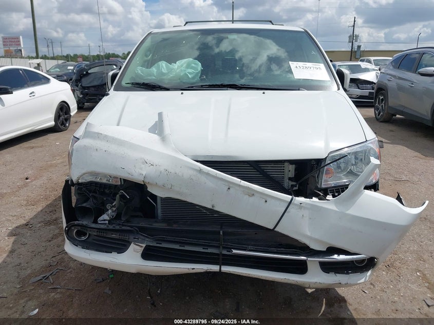 2014 CHRYSLER TOWN & COUNTRY TOURING - 2C4RC1BG3ER443318