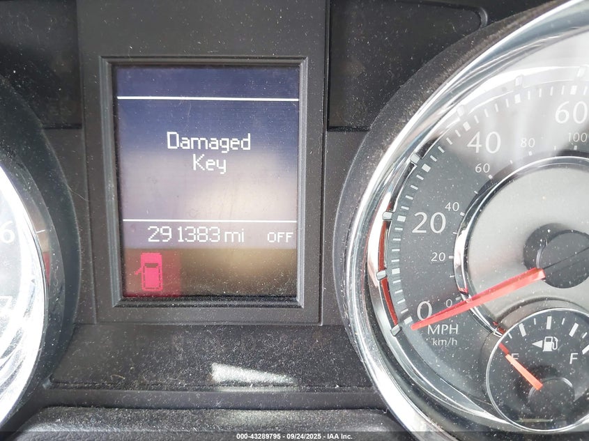 2014 CHRYSLER TOWN & COUNTRY TOURING - 2C4RC1BG3ER443318