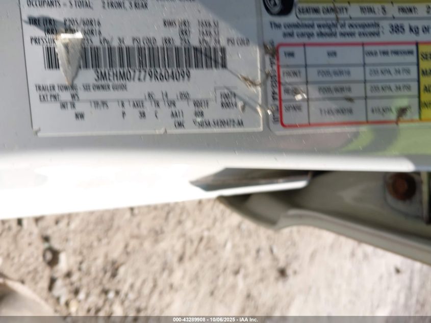 2009 Mercury Milan I4 VIN: 3MEHM07Z79R604099 Lot: 43289908